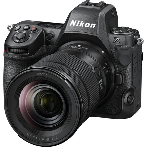 Nikon, Fotocamera mirrorless Nikon Z8 con obiettivo 24-120 mm f/4